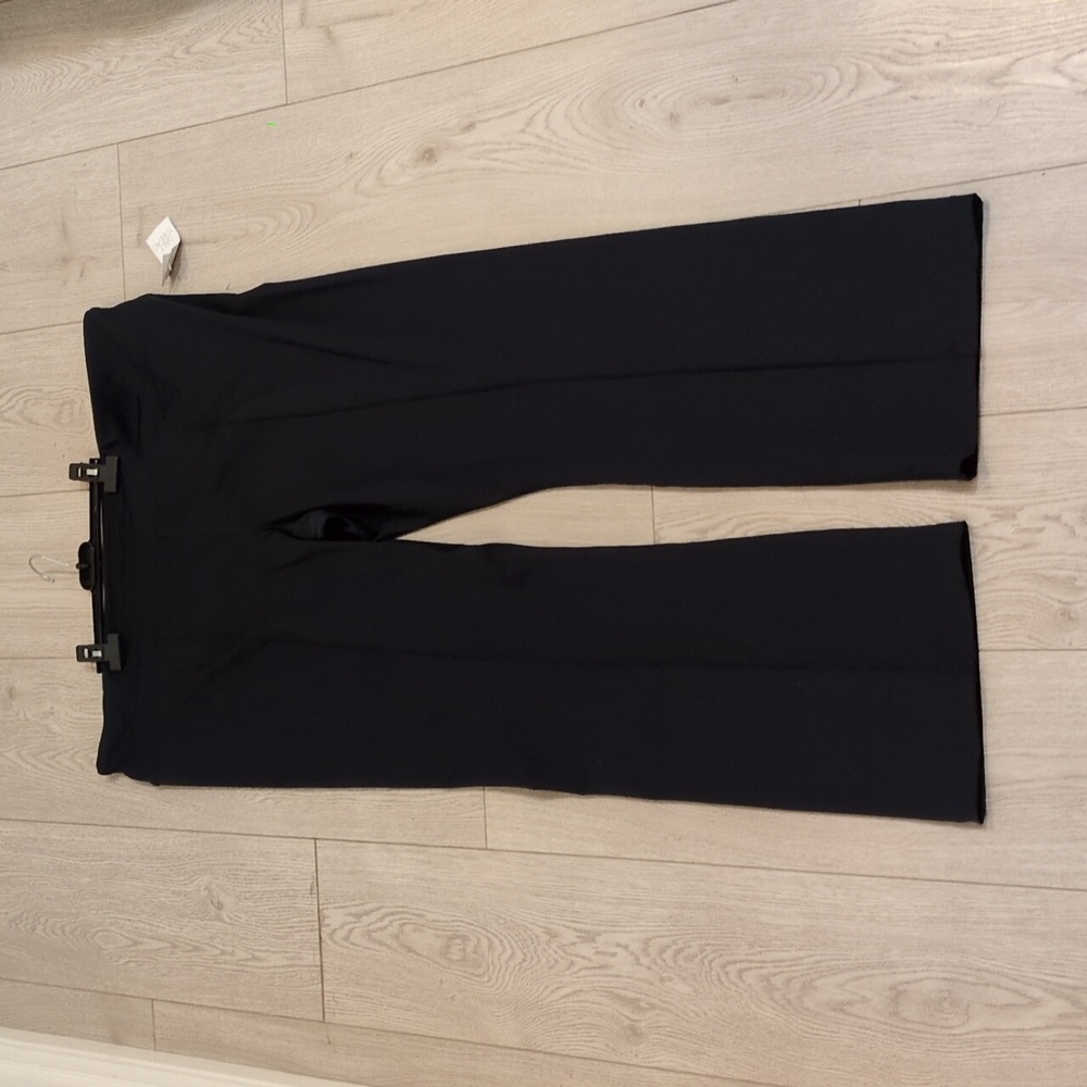 NWT Daily Thread Black Women's Athletic Yoga Pants